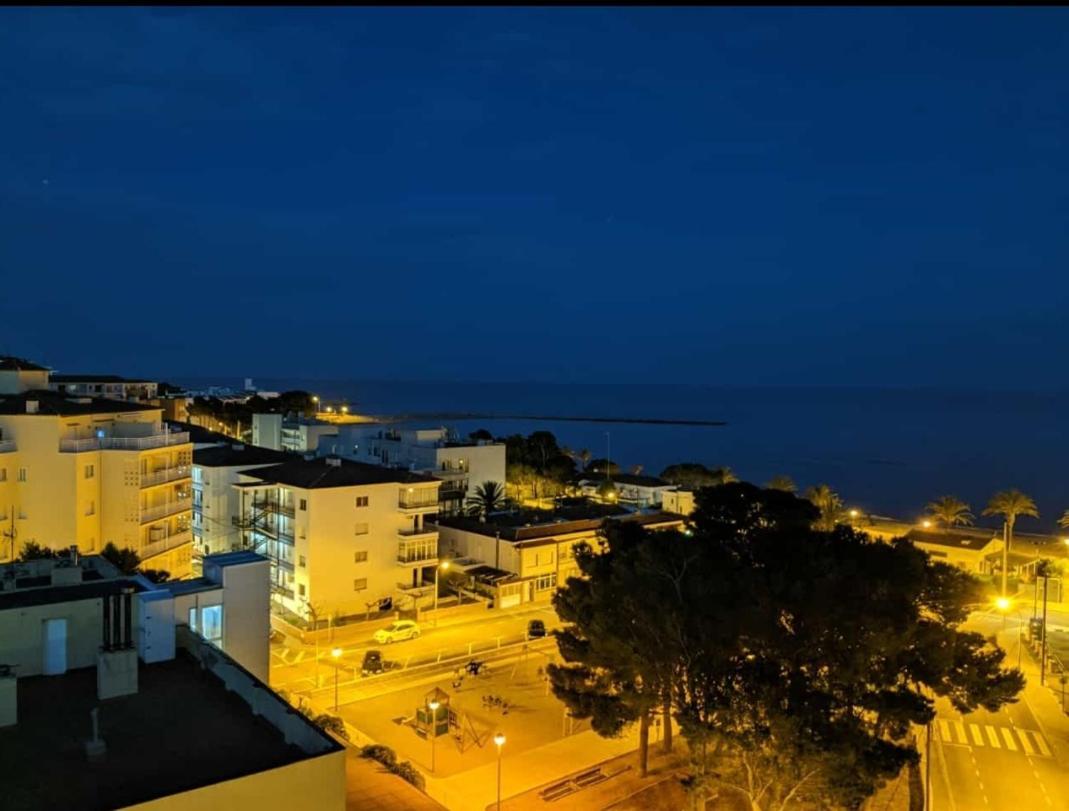 Apartamento Con Vistas, Entre Mar Y Montana Hospitalet De L'Infant Exterior foto